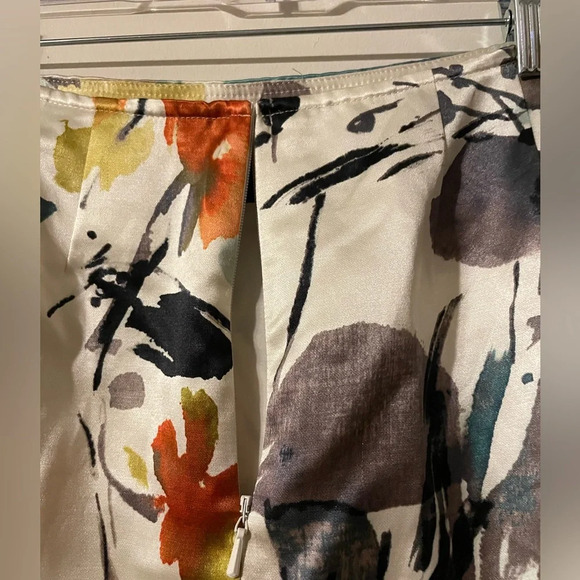 Jones New York Silk Blend Multicolor Abstract Print Pencil Skirt Size 8 - Picture 5 of 7